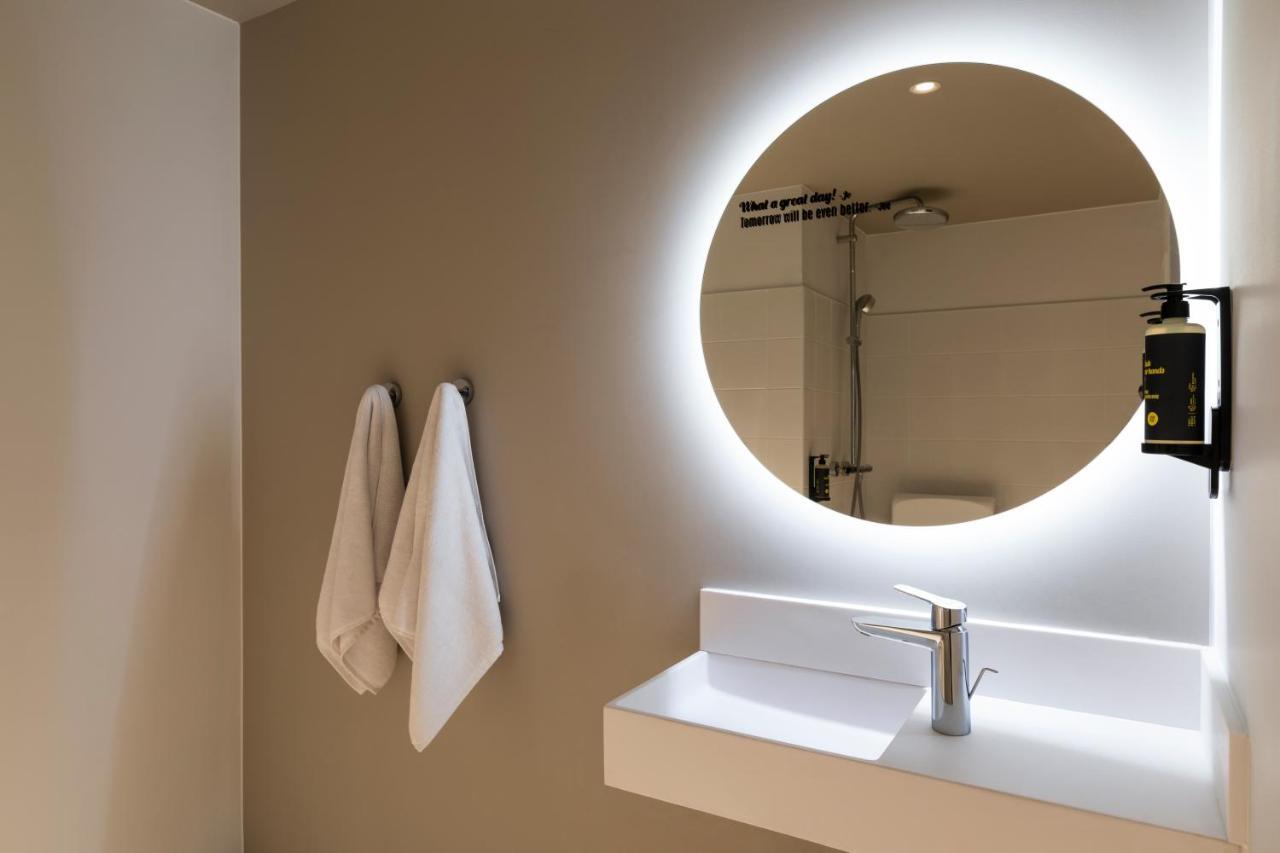 Double Room Private Bathroom